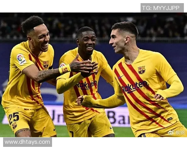 拜仁慕尼黑对阵曼联陶伟解读比赛精彩瞬间与战术分析