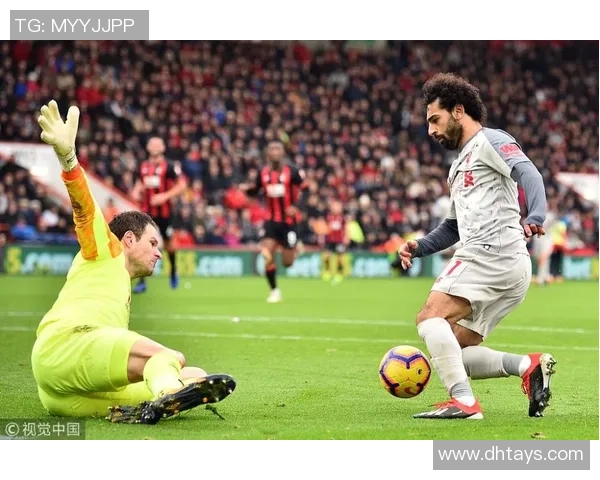 曼联对阵普斯茅斯的精彩对决即将上演球迷热情高涨期待胜利时刻